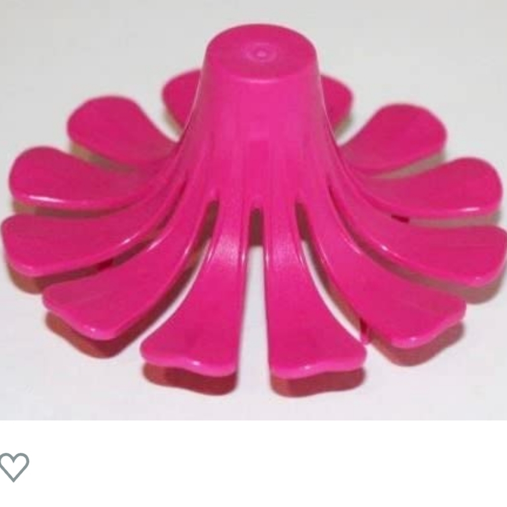 Tupperware Cake or Pie Slicer New